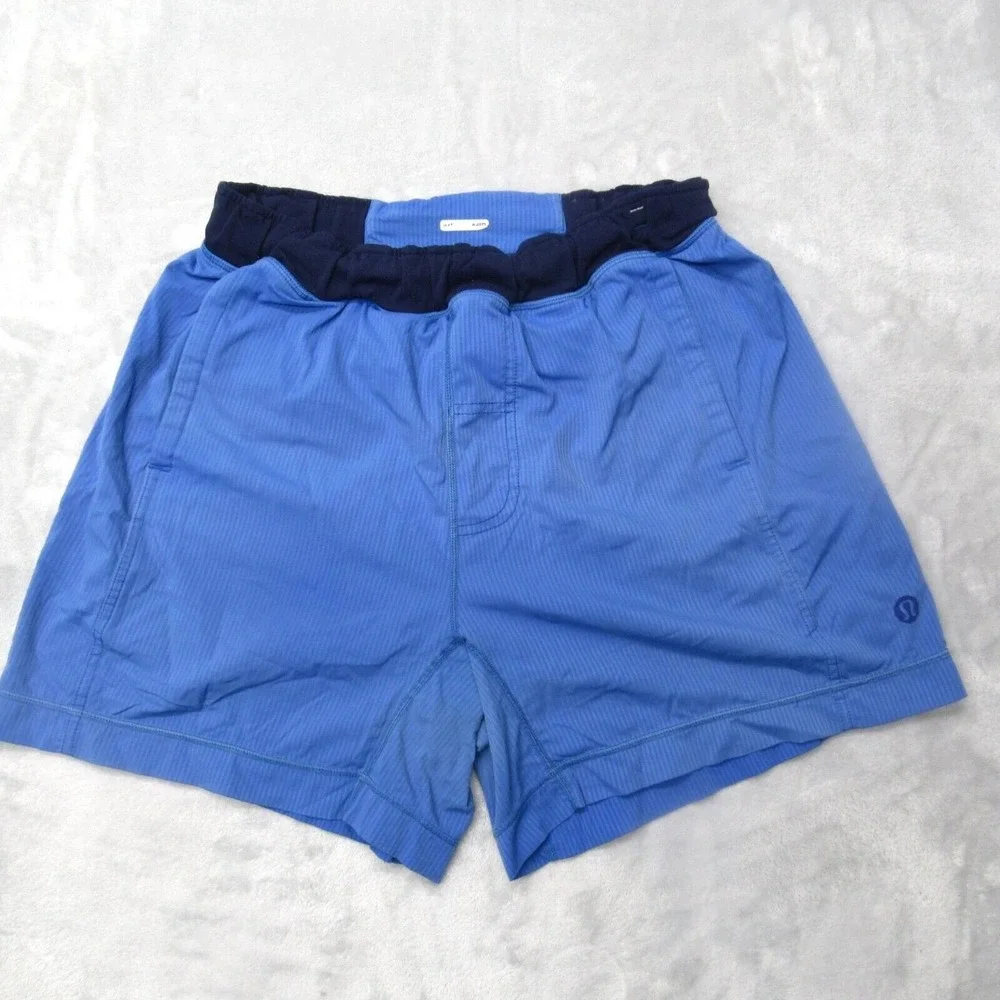 Lululemon Shorts Mens Medium Blue‎ Striped Drawcord Waist Wet Dry Warm 28 Flex